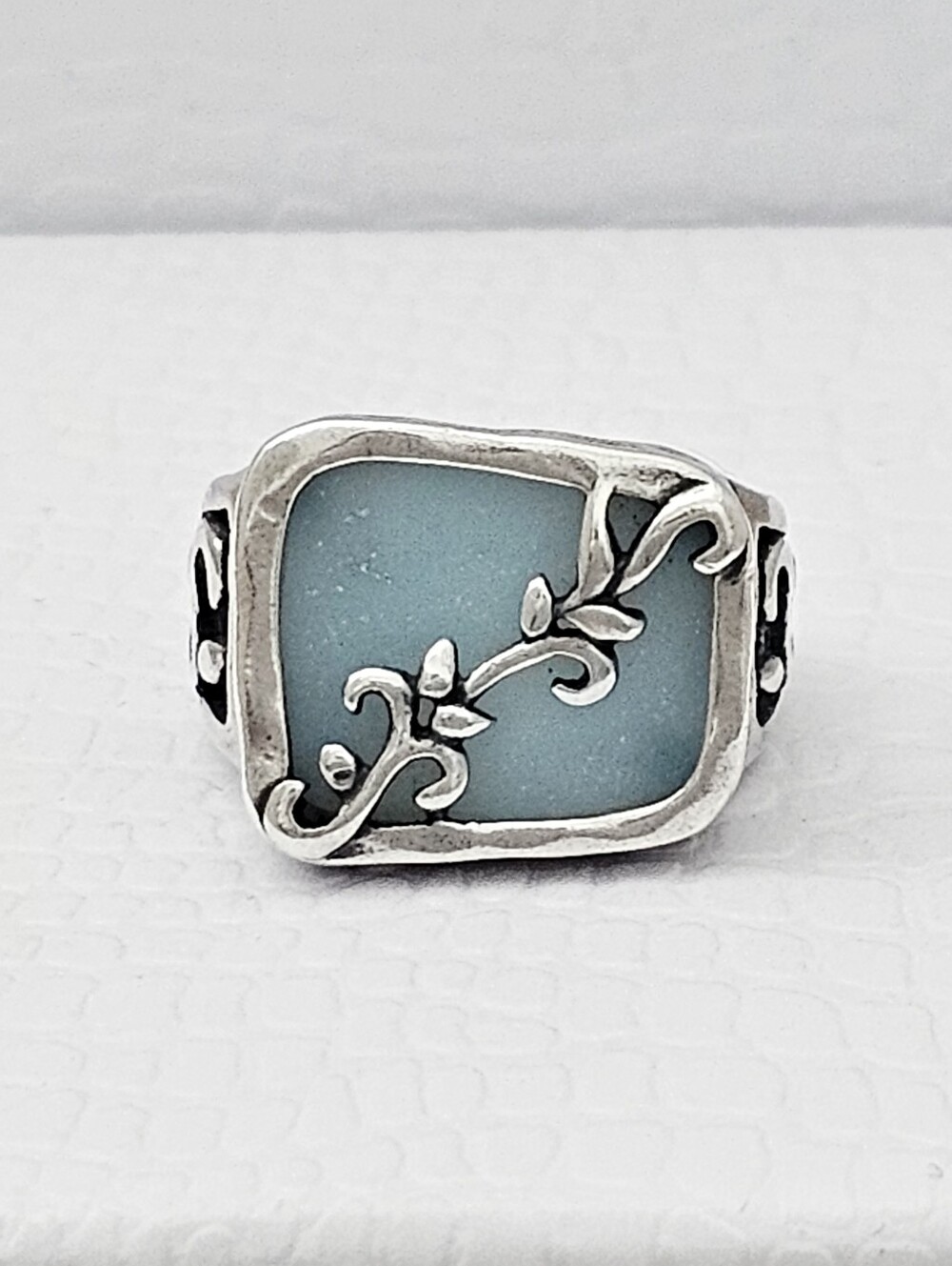 Silpada Rare Sterling Silver Floating Vine Sky Blue Quartz Ring Size 7.5 R2266